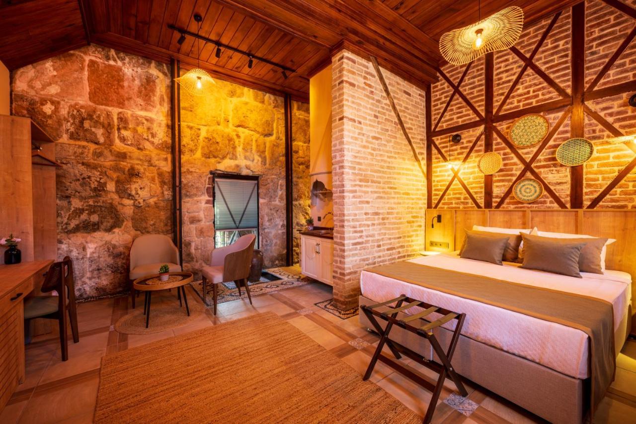 Route Hotel Kaleici - Adult Only Анталья Экстерьер фото