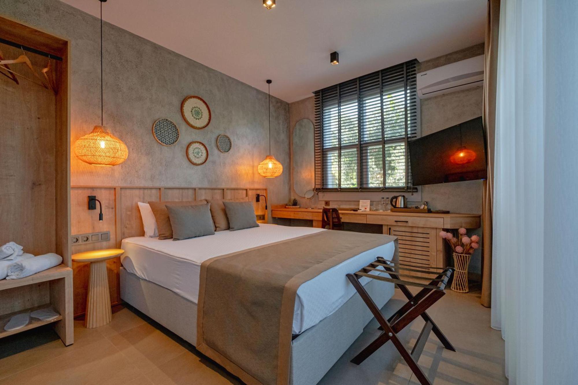 Route Hotel Kaleici - Adult Only Анталья Экстерьер фото
