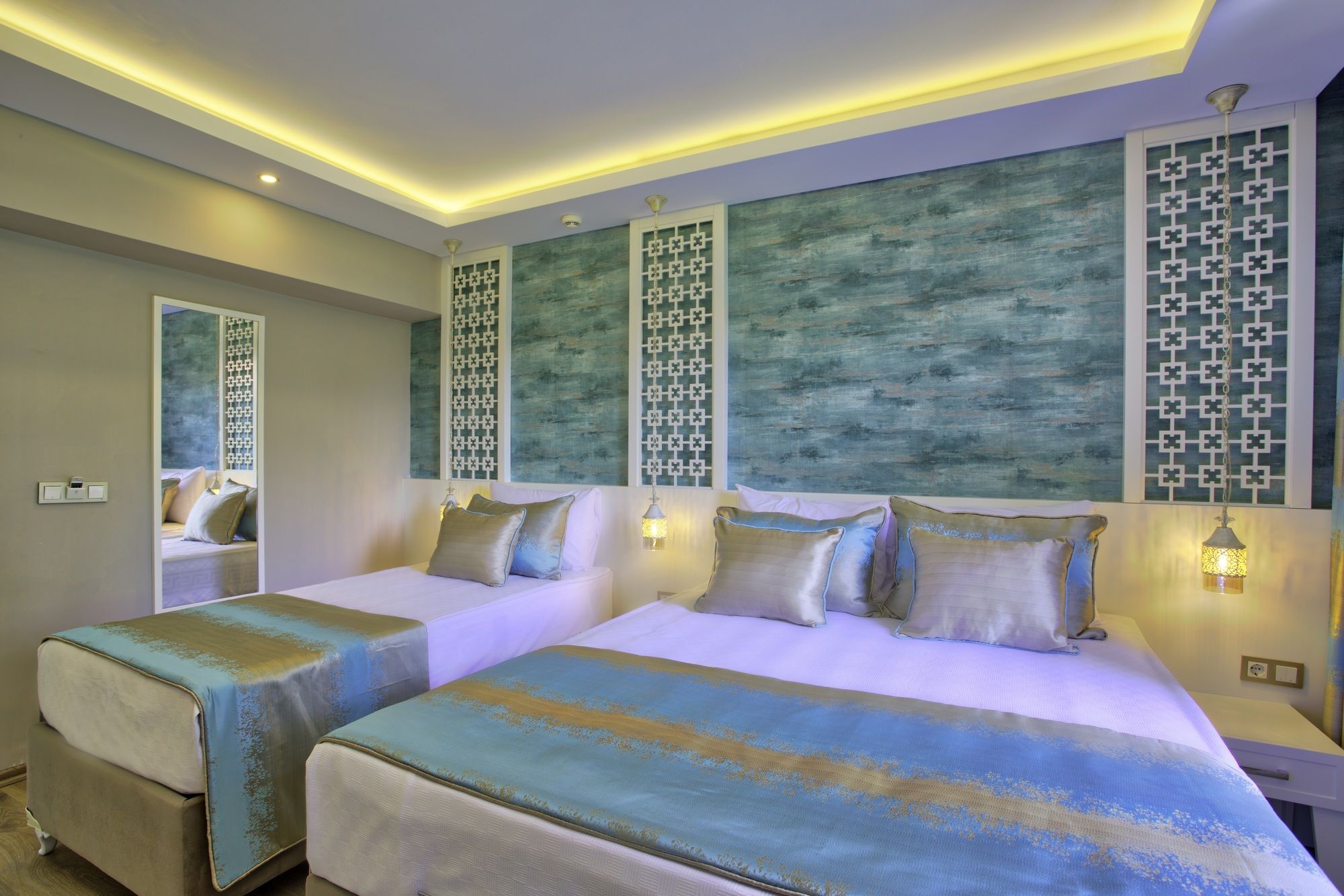 Route Hotel Kaleici - Adult Only Анталья Экстерьер фото